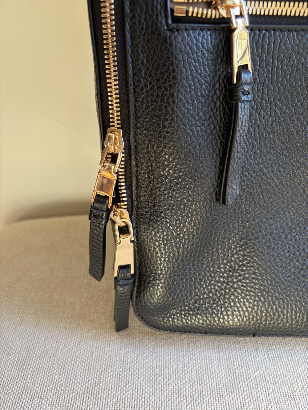 QUINCE Marlow Black Leather Laptop Backpack Bag - Picture 4 of 7